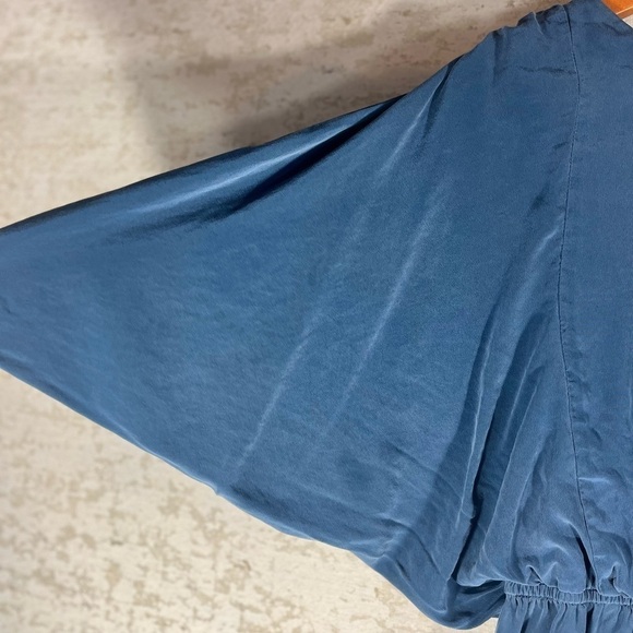 100% Silk Blue Mini Crew Nevk Dress with Dulman Bat Dleeves, sizes in pictures - Picture 3 of 11